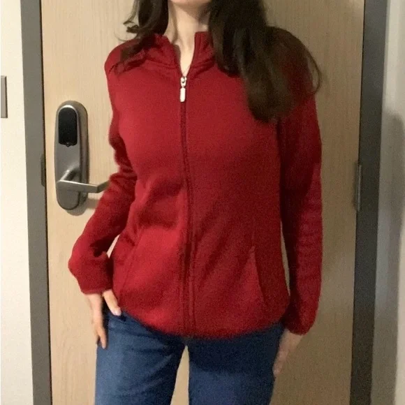 Red Iyla Zip - Picture 3 of 6